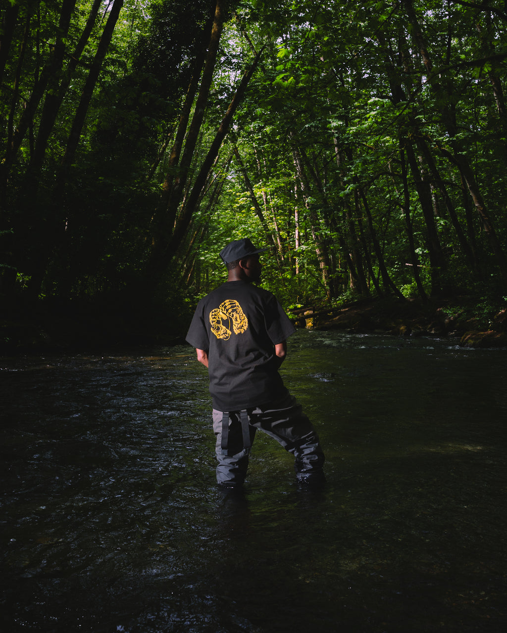 Sasquatch Tie Tee | Aqua Camp